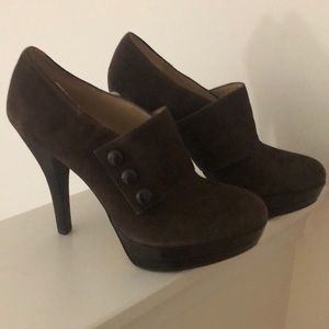 🎃 Franco Sarto Artisan Booties Beautiful!